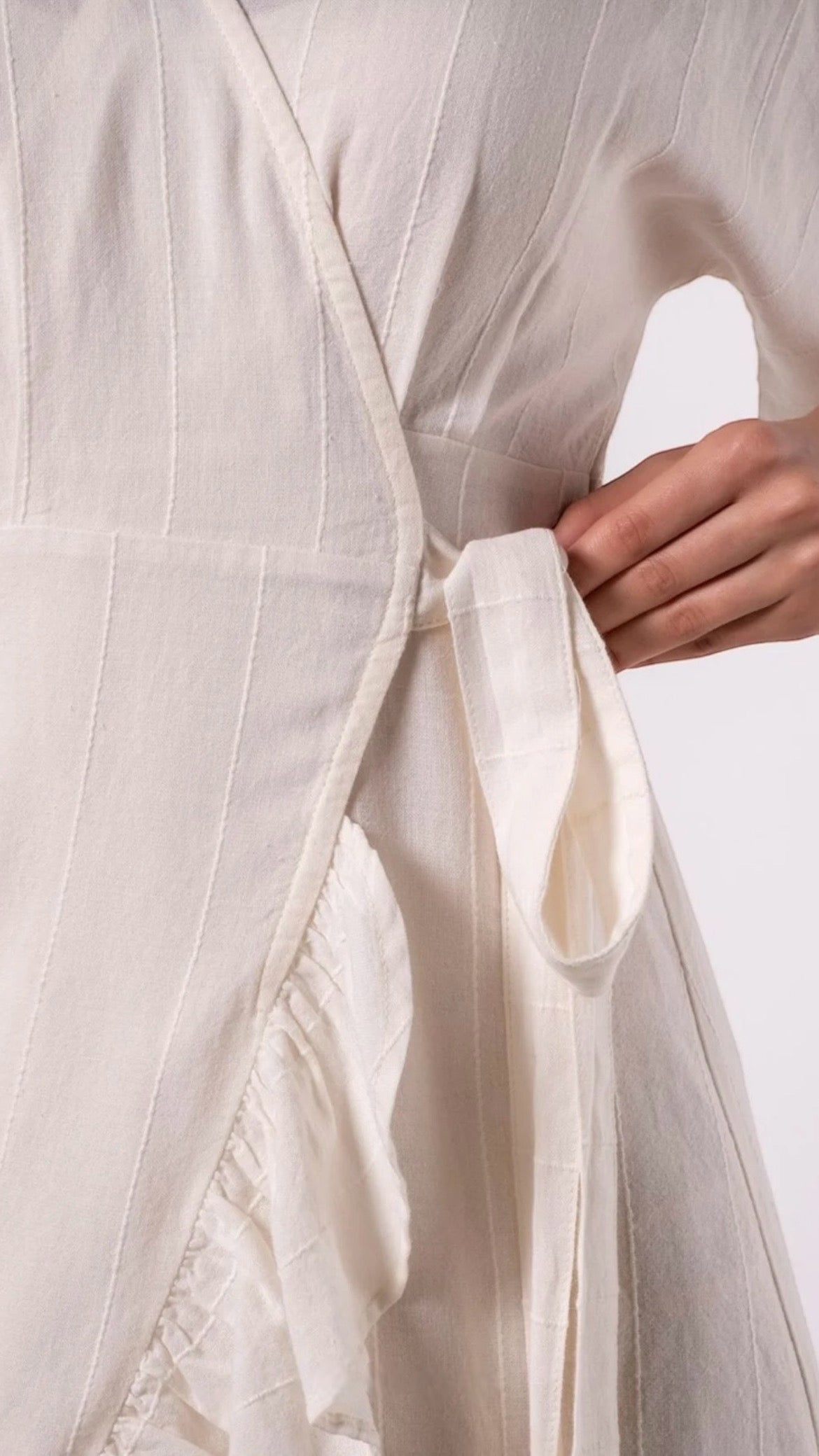 summer dress; beach dress; shirt dress ; casual dress ;cotton dress ;everyday dress; midi dress; viscos dress ;colorful dress ; relax dress; comfortable dress; sustainable fashion ; slow fashion; eco friendly