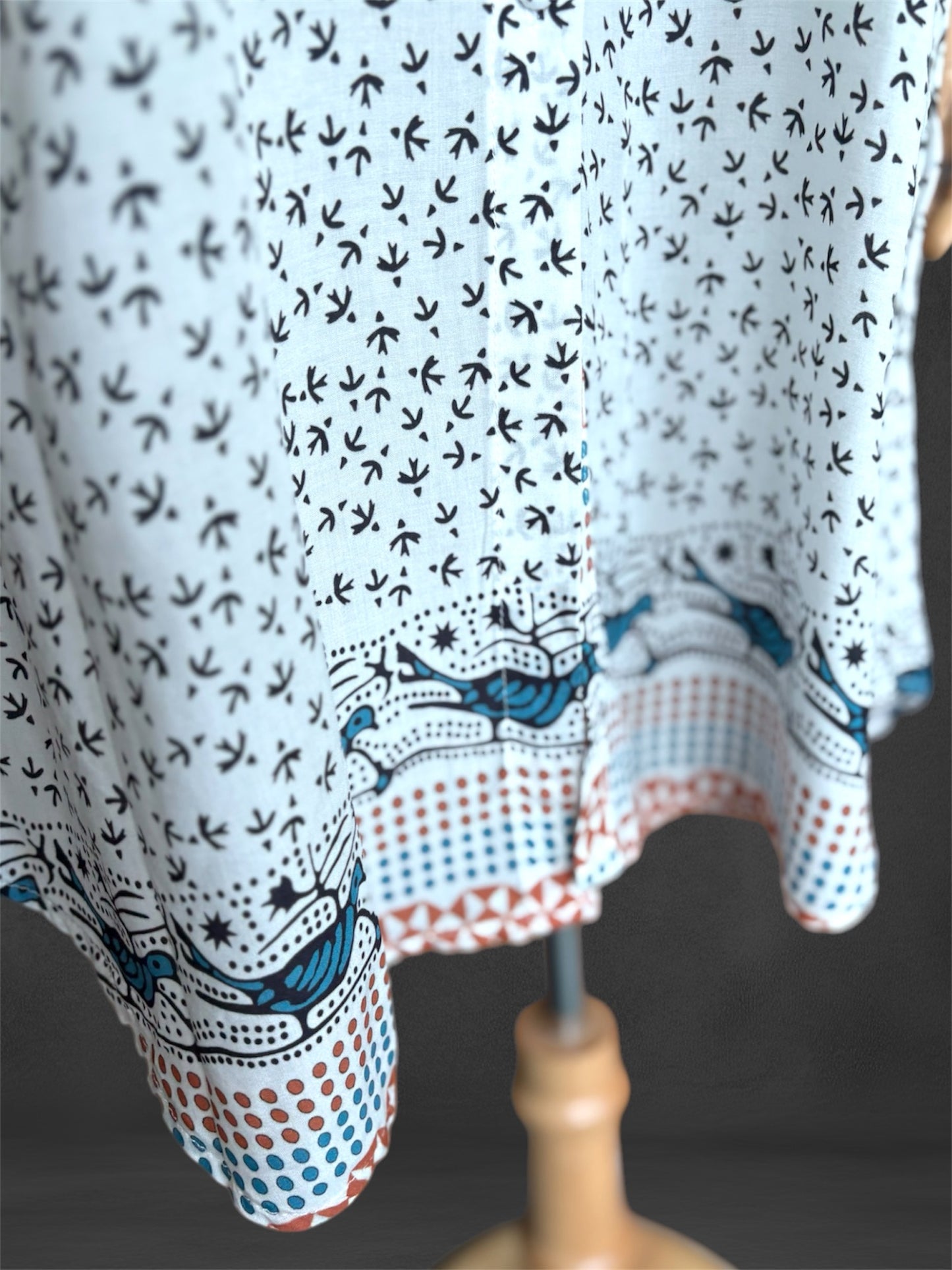 summer dress; beach dress; shirt dress ; casual dress ;cotton dress ;everyday dress; midi dress; viscos dress ;colorful dress ; relax dress; comfortable dress; sustainable fashion ; slow fashion; eco friendly