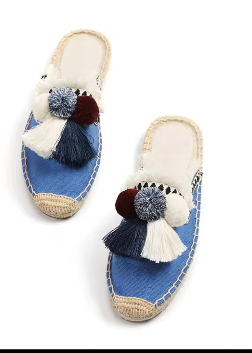 sandals; beach style ; resort style ; holiday style ; boho style ; espadrills ; boho espadrills; casula slippers ; fancy slippers ; comfortable slippers