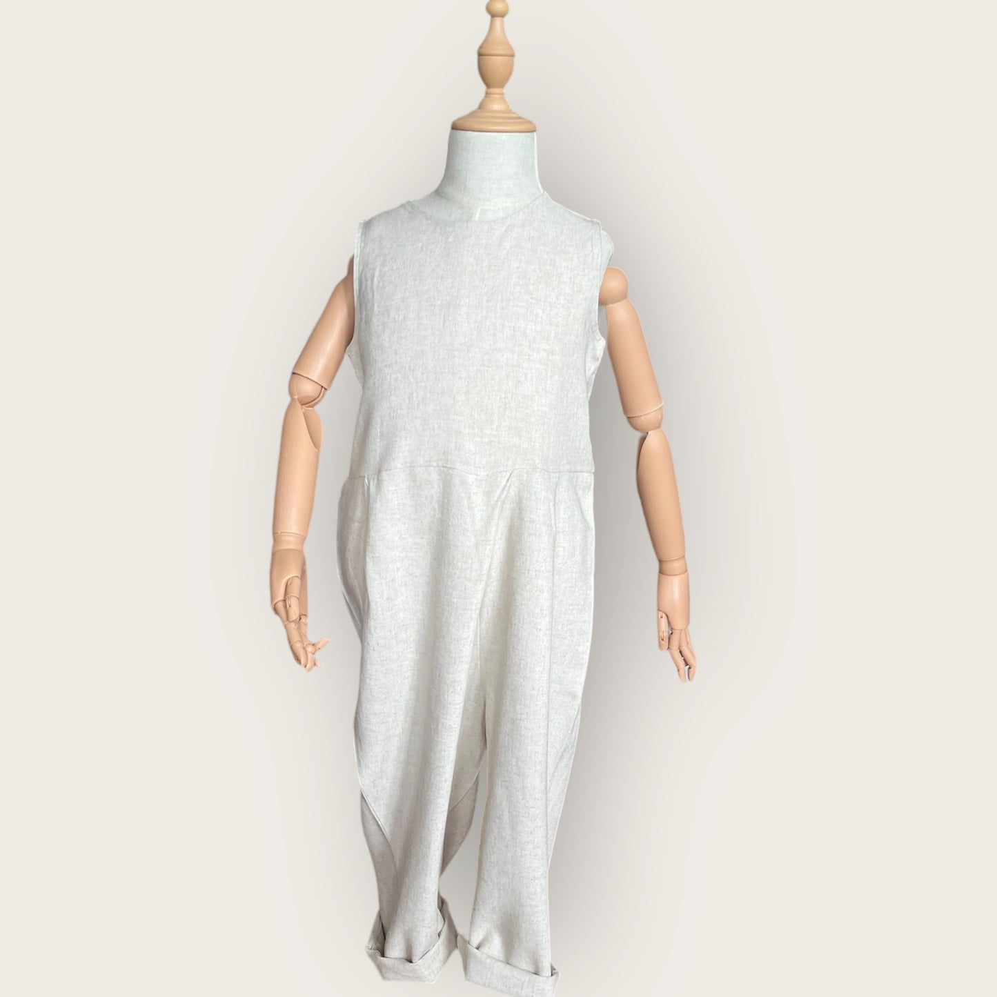 Linen Girls Dress; organic kids collection ; linen ; sustainable fashion ; natural clothing ; fancy kids clothes ; organic dress ; organic baby clothes ; cotton baby clothes ; baby clothes ; clothes for boys ; clothes for girls ;onesies ; baby one piece