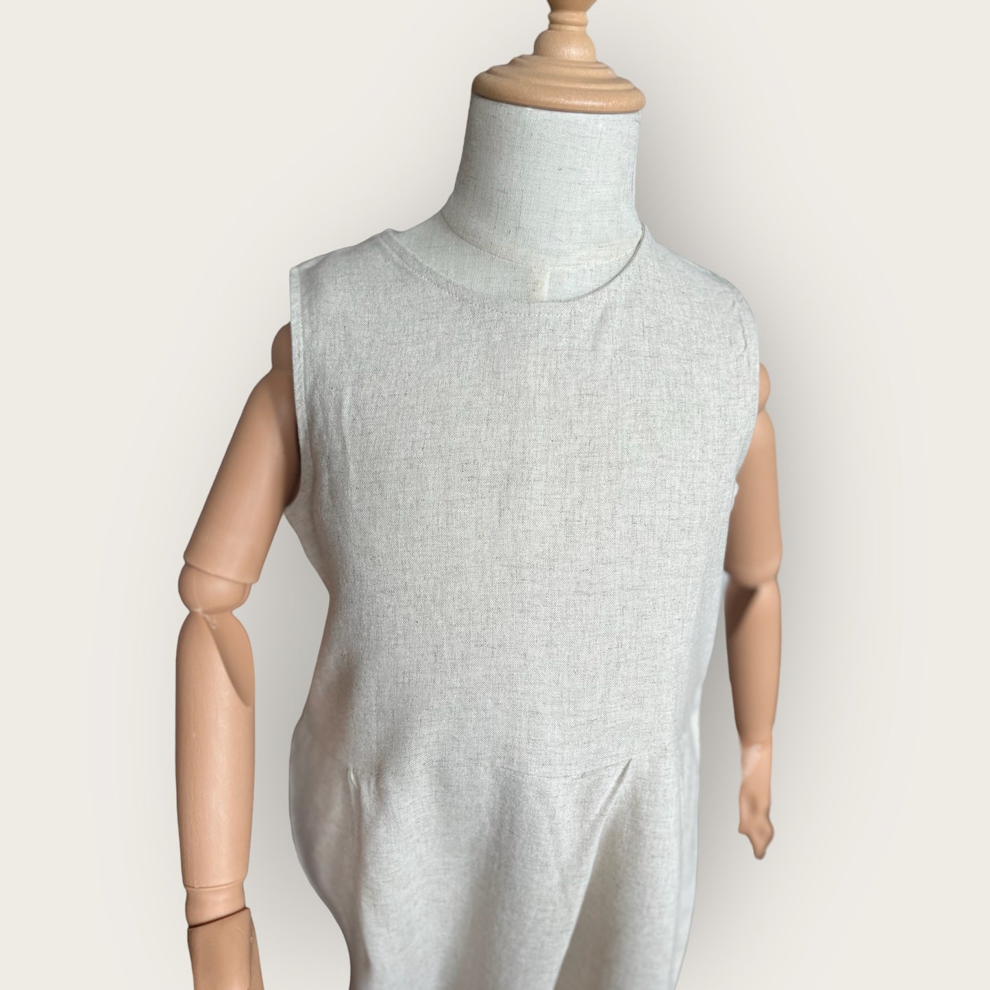 Linen Girls Dress; organic kids collection ; linen ; sustainable fashion ; natural clothing ; fancy kids clothes ; organic dress ; organic baby clothes ; cotton baby clothes ; baby clothes ; clothes for boys ; clothes for girls ;onesies ; baby one piece