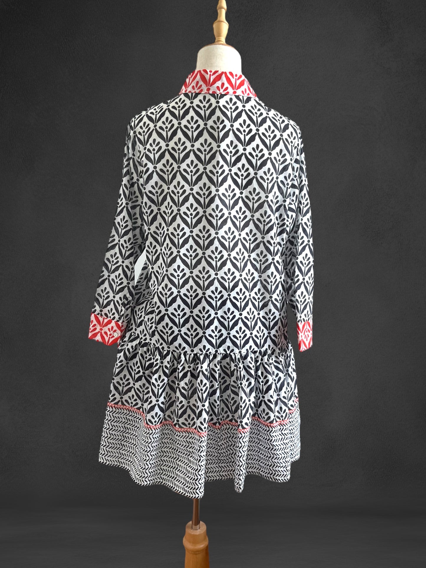 summer dress; beach dress; shirt dress ; casual dress ;cotton dress ;everyday dress; midi dress; viscos dress ;colorful dress ; relax dress; comfortable dress; sustainable fashion ; slow fashion; eco friendly