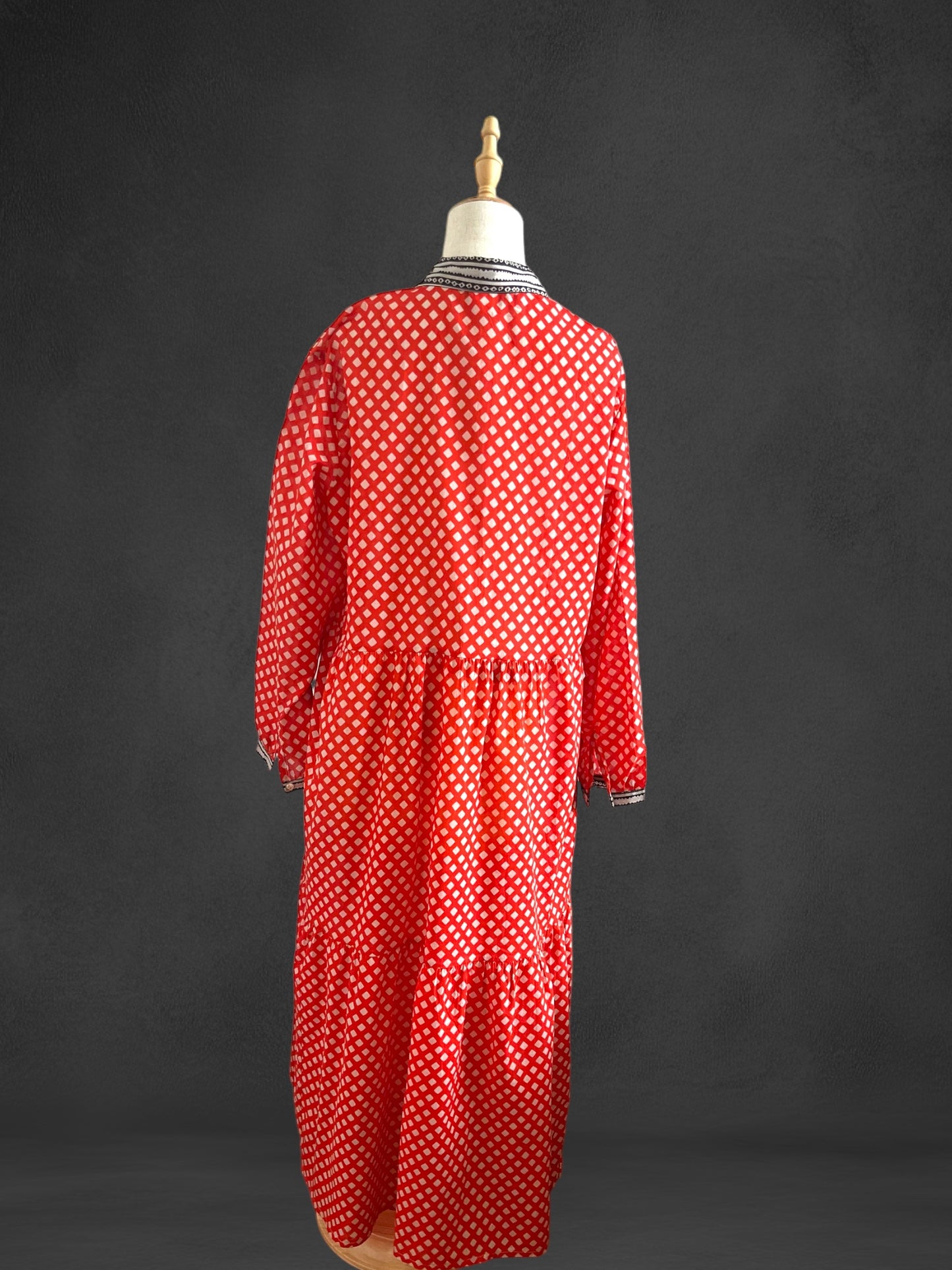 summer dress; beach dress; shirt dress ; casual dress ;cotton dress ;everyday dress; midi dress; viscos dress ;colorful dress ; relax dress; comfortable dress; sustainable fashion ; slow fashion; eco friendly