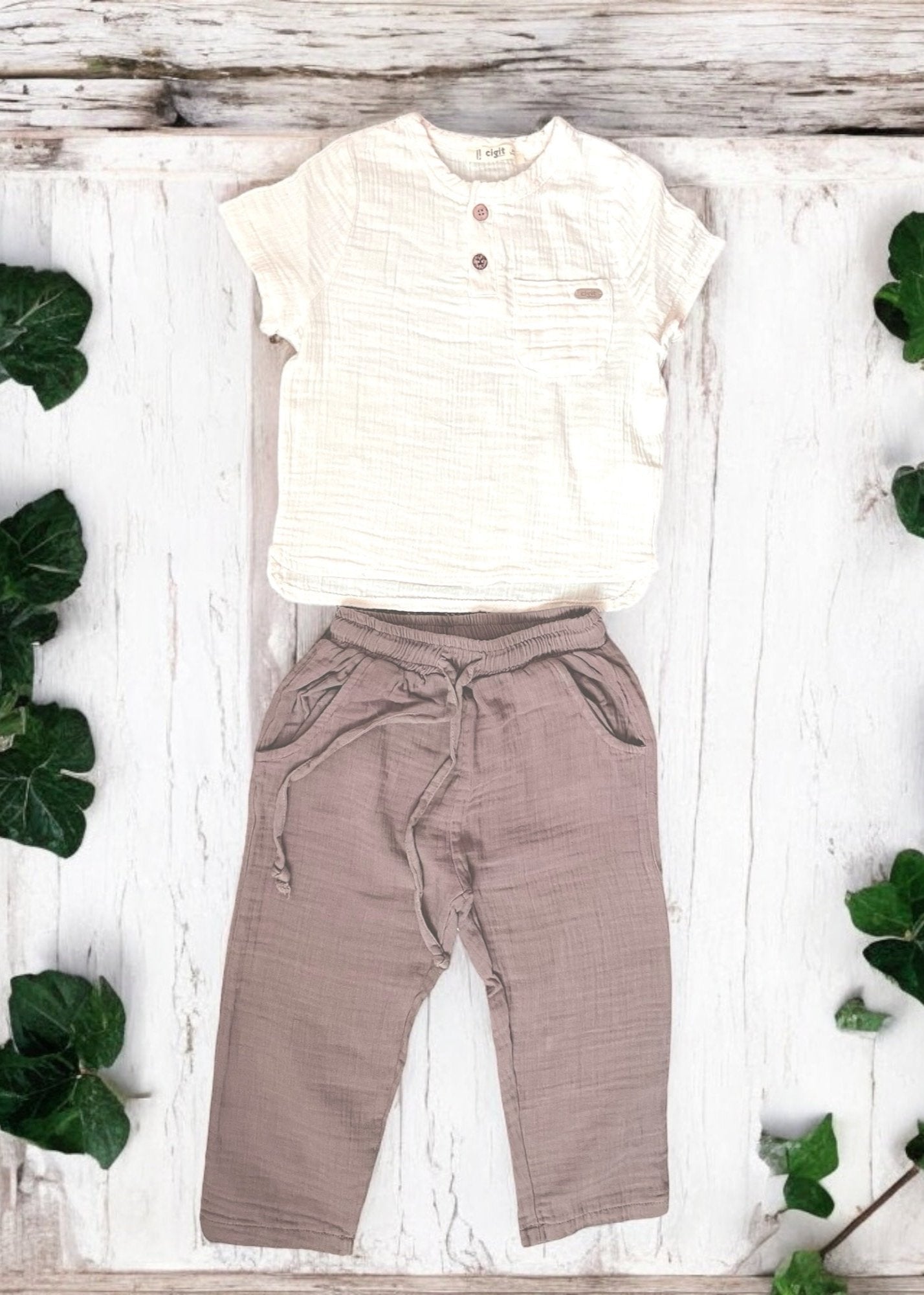 Linen Girls Dress; organic kids collection ; linen ; sustainable fashion ; natural clothing ; fancy kids clothes ; organic dress ; organic baby clothes ; cotton baby clothes ; baby clothes ; clothes for boys ; clothes for girls ;onesies ; baby one piece