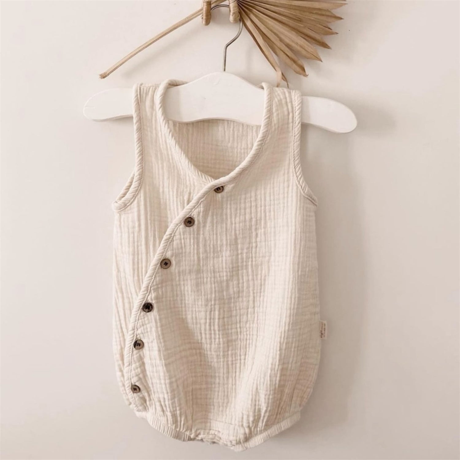 kids clothes; organic kids clothes; girls clothes ; baby clothes ; boys clothes ; baby blanket ; sustainable fashion ; organic baby clothes ; linen dress
