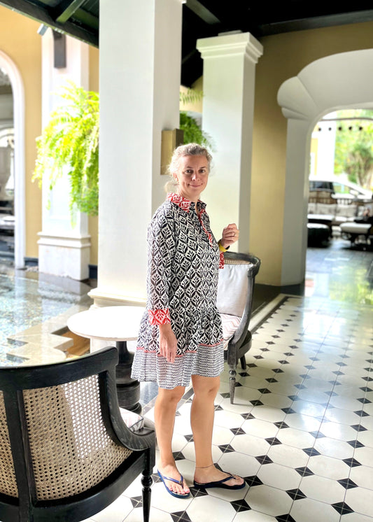 summer dress; beach dress; shirt dress ; casual dress ;cotton dress ;everyday dress; midi dress; viscos dress ;colorful dress ; relax dress; comfortable dress; sustainable fashion ; slow fashion; eco friendly 