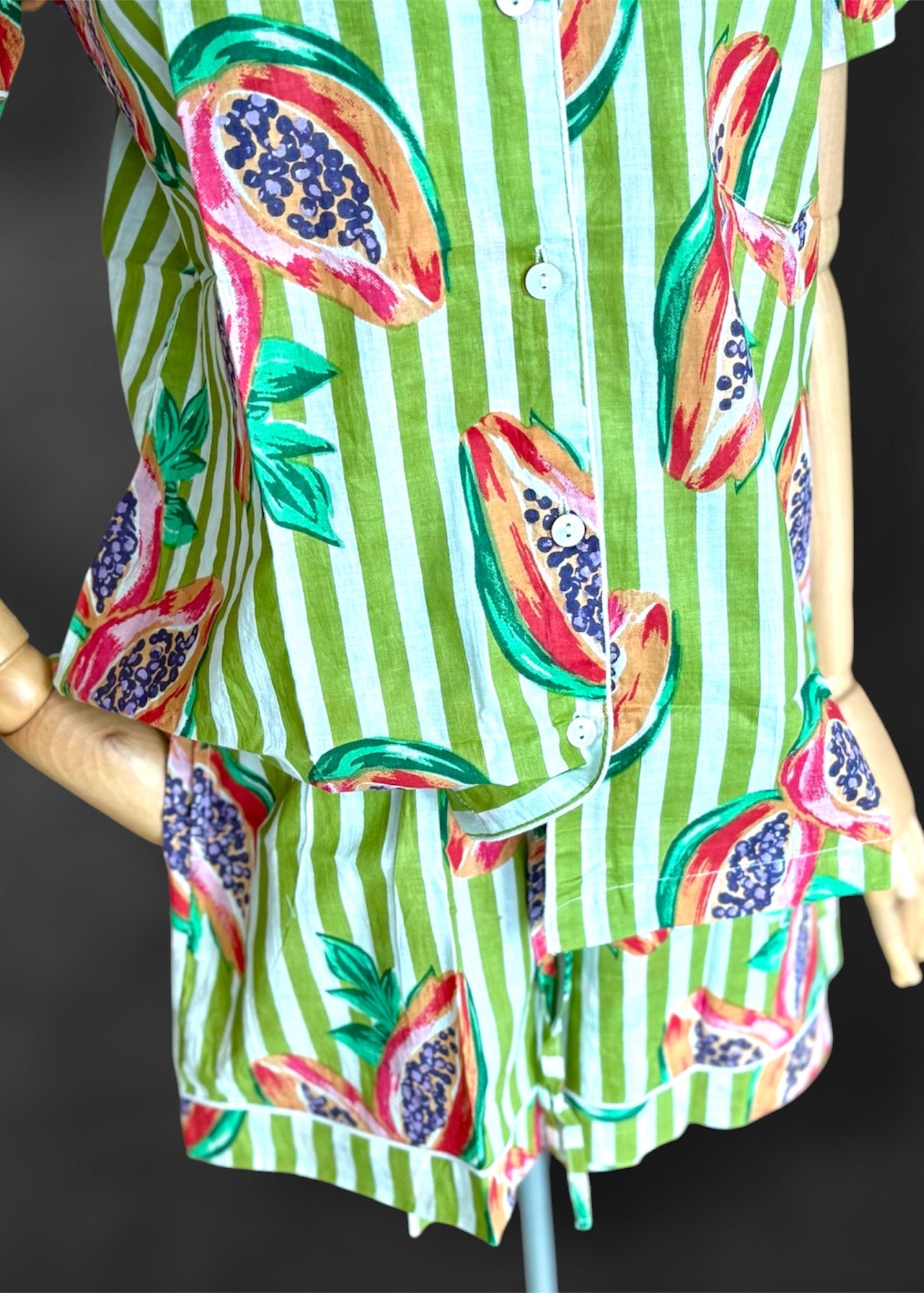 block print pyjama set; short sleeve pyjama set; volorful pyjama set; cotton pyjama set; stripy pyjama set; fun pyjama ; natural pyjama ; breastfeeding pyjama ; natural pyjama set 