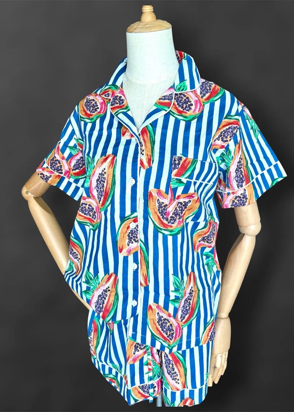 block print pyjama set; short sleeve pyjama set; volorful pyjama set; cotton pyjama set; stripy pyjama set; fun pyjama ; natural pyjama ; breastfeeding pyjama ; natural pyjama set 